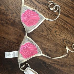 NEVER WORN bikini lab seashell swim top